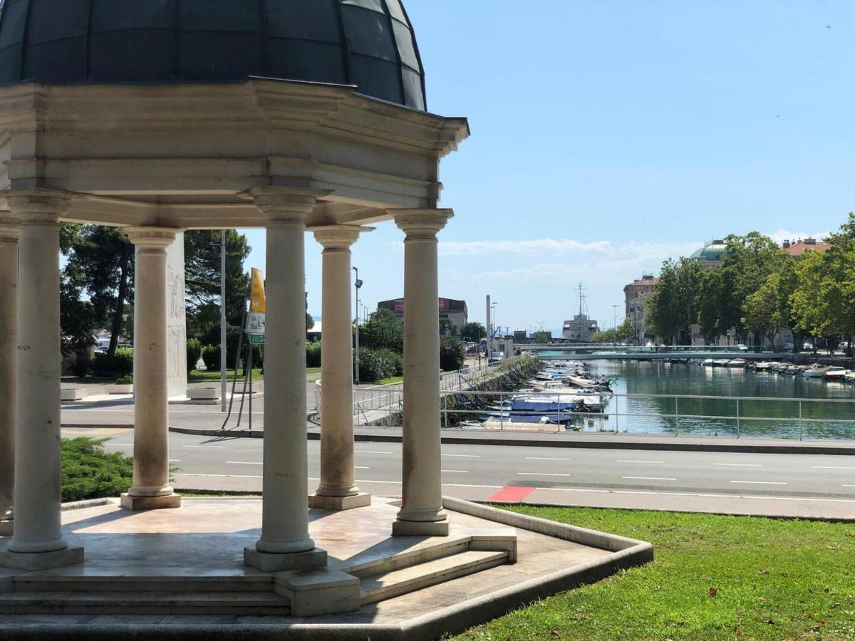Naval Studio With Garden غييكا المظهر الخارجي الصورة